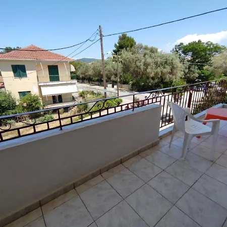 Kohyli Apartment *